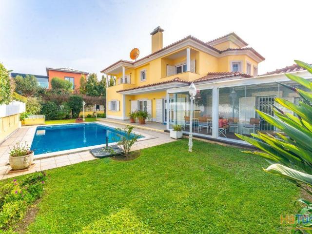 Moradia T5 com Piscina | Próxima da Quinta da Marinha | Cascais | 26064078382