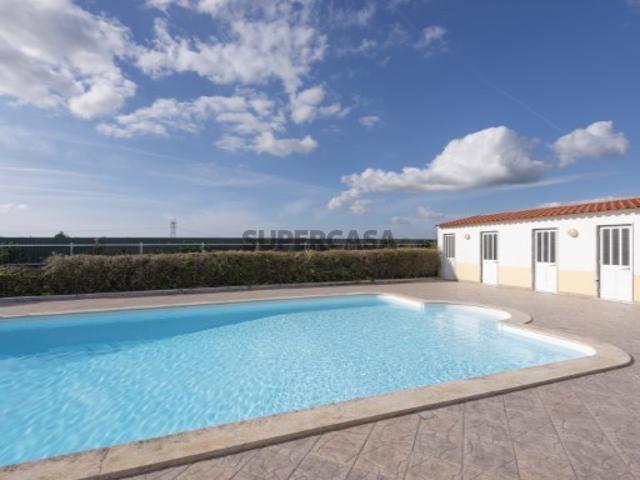 Moradia T5 com Piscina 30 minutos de Lisboa Pereiro Palhacana Alenquer