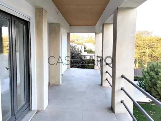 Moradia T5 Duplex para alugar no Porto