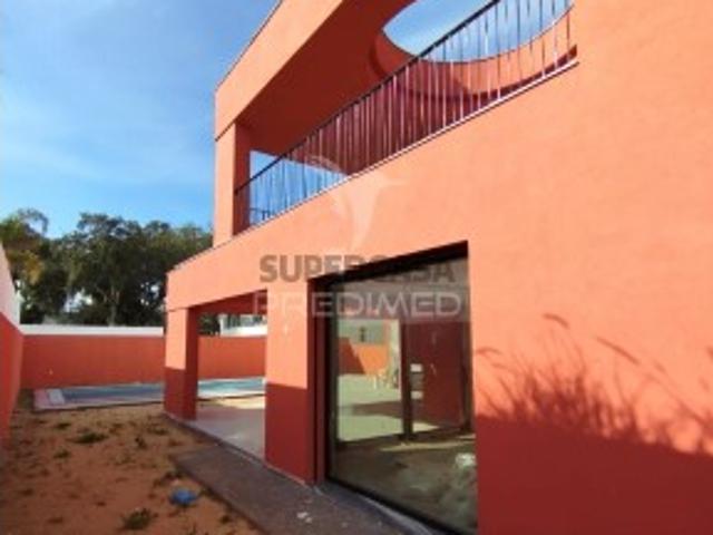 Moradia T5 em Azeitão São Lourenço e São Simão