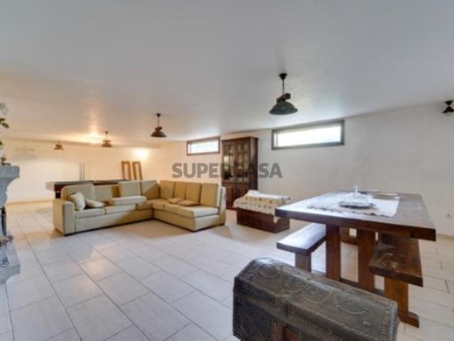 MORADIA T5 EM ÁGUEDA