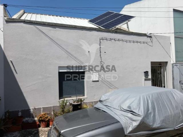 Moradia T5 em Alhos Vedros
