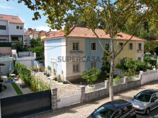 Moradia T5 em Benfica