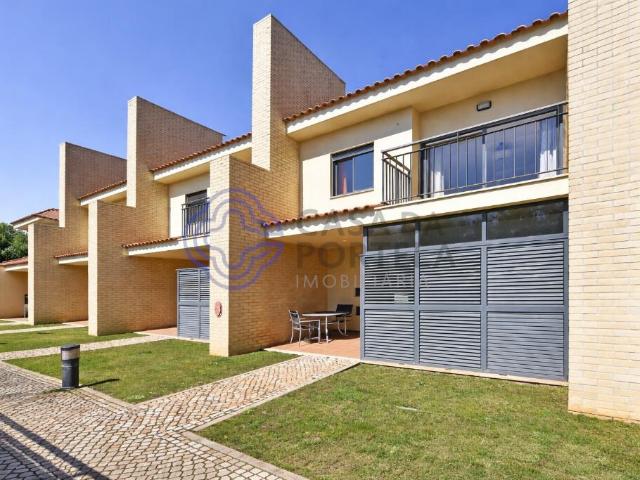 Moradia T5 em condominio fechado com piscina Boliqueime Loulé