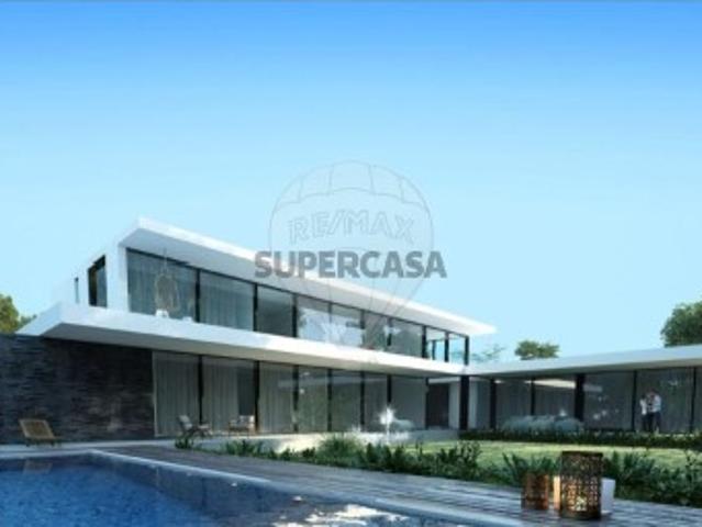 Moradia T5 em Quinta do Anjo