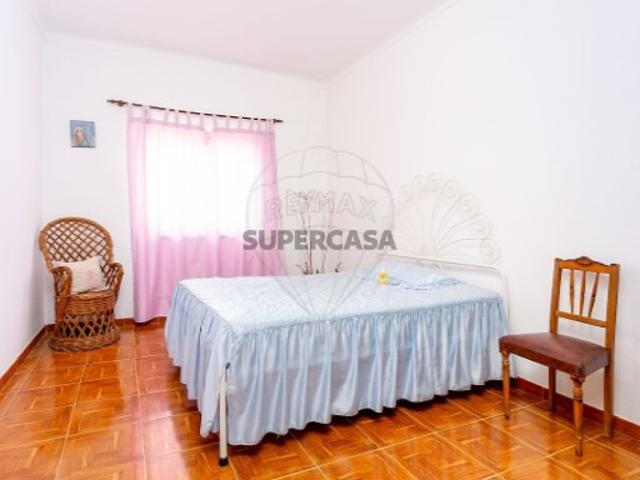 Moradia T5 em Quinta do Anjo
