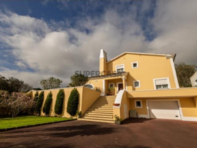 Moradia T5 em São Roque