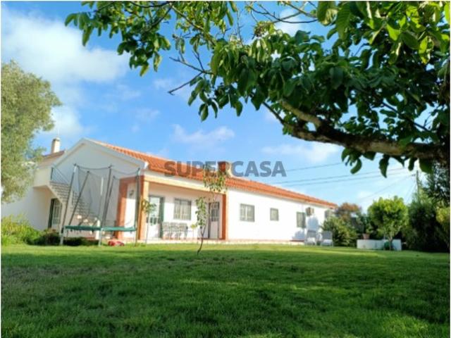 Moradia T5 em Tornada e Salir do Porto