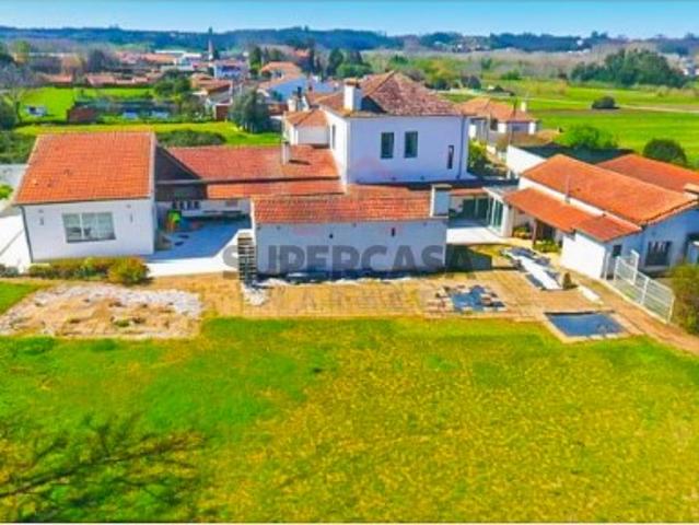 Moradia T5 em Valongo do Vouga