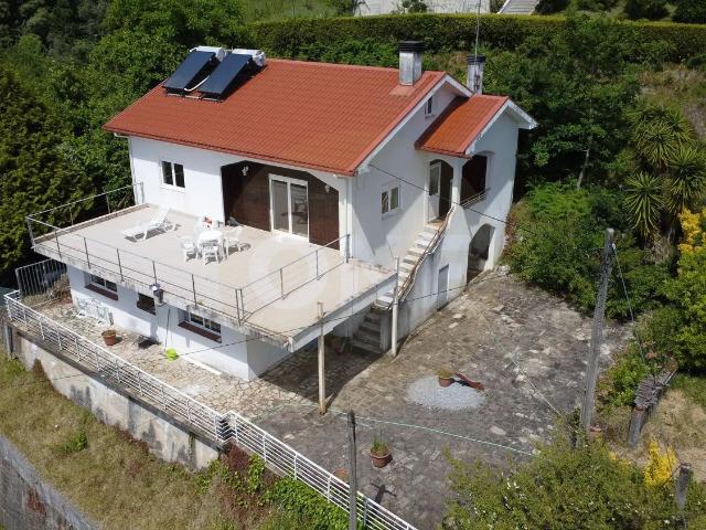 Moradia T5 em Valdreu em Vila Verde