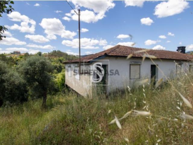 Moradia T5 em Vila Garcia, Aboim e Chapa