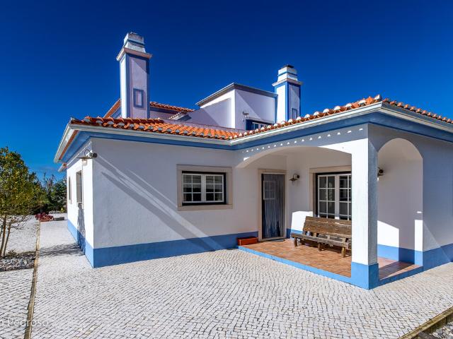 Moradia T5 Ericeira 14 km, A Casa das Casas
