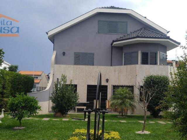 Moradia T5 Gaia Shopping/Mackro 600m² São Pedro Da Afurada