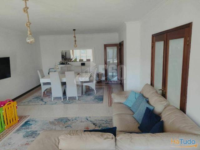 MORADIA T5 GEMINADA A 5KM DE ESPINHO | 26084075969