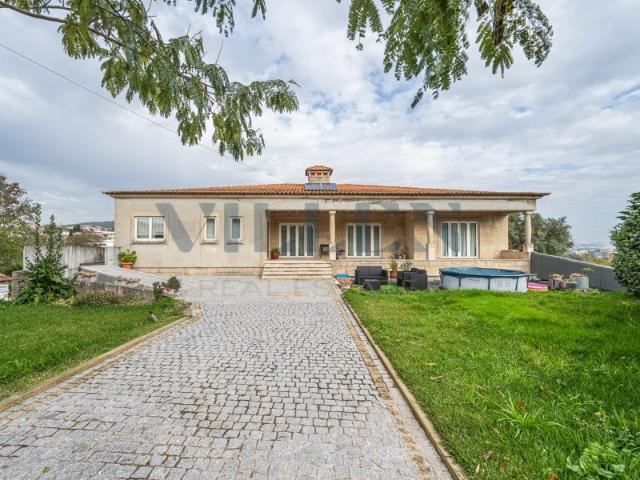 Moradia T5 Individual em Oliveira Santa Maria, Vila Nova de Famalicão