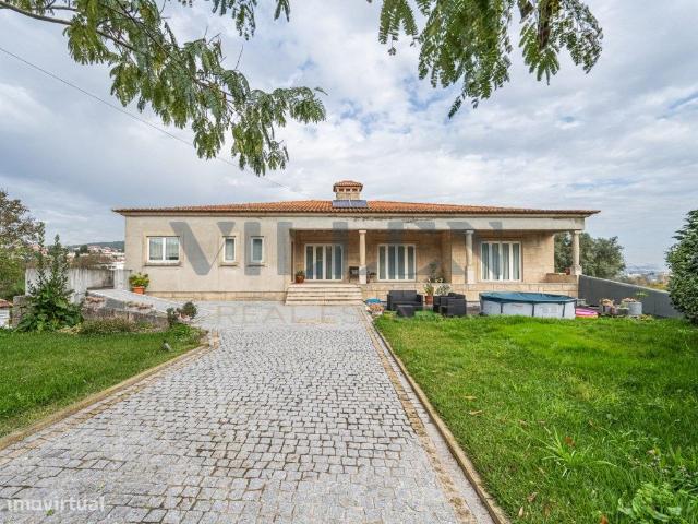 Moradia T5 Individual em Oliveira Santa Maria, Vila Nova de Famalico
