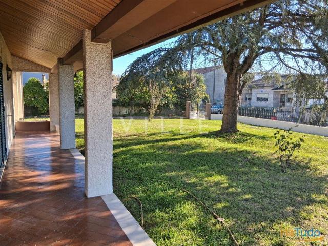 Moradia T5 isolada, Valongo do Vouga, Águeda, Aveiro, com anexos, jardim e quintal | 26064082549