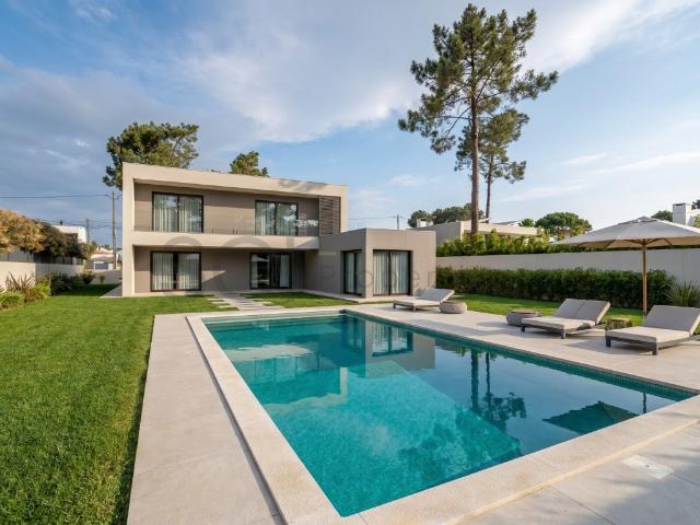 Moradia T5 Luxo | Verdizela | Piscina | Vista Apostiça 176m² Corroios