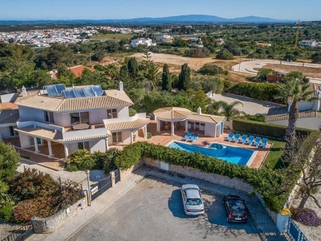 Moradia T5 para venda na Praia da Luz Algarve 250m² Praia da luz