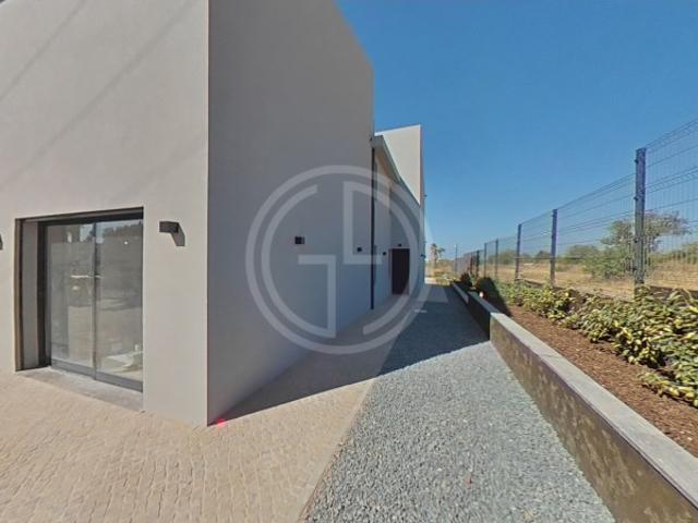 Moradia T5, Quarteira, Loulé | BPI Expresso Imobiliário