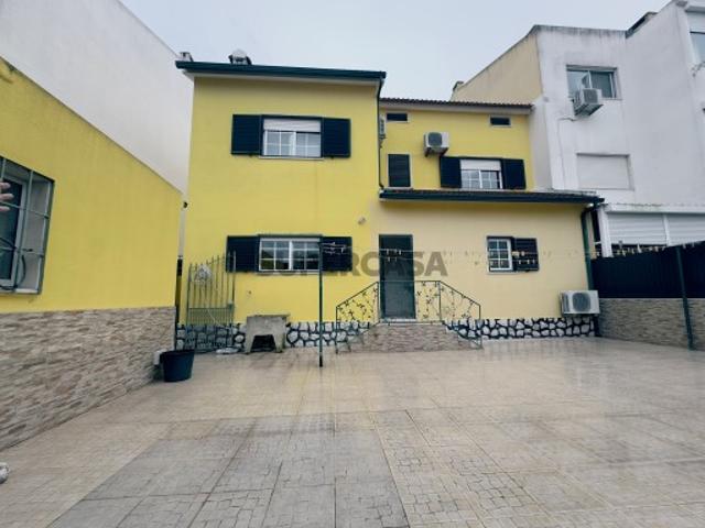 Moradia T5 Venda em Pinhal Novo,Palmela