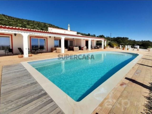 Moradia T4 Venda em Santa Bárbara de Nexe,Faro