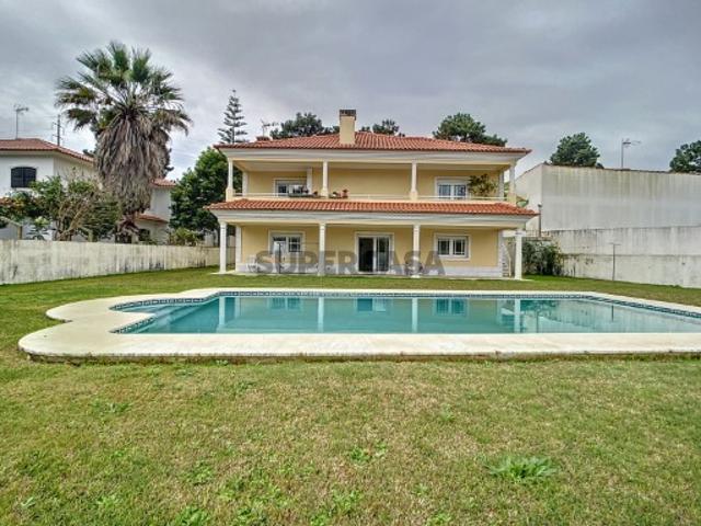 Moradia T5 Verdizela com Piscina | Lote de1075 m2