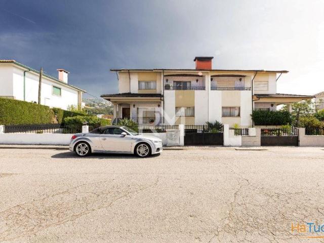 MORADIA T5 3 FRENTES E JARDIM | GUALTAR, BRAGA | 26084080706