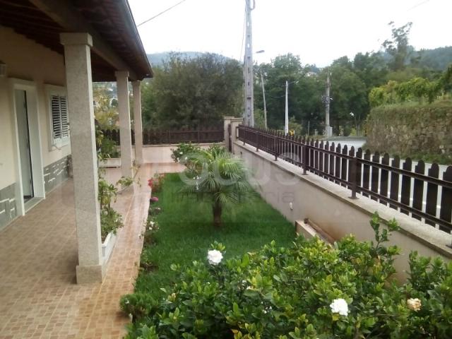Moradia T6+1 Cedrim