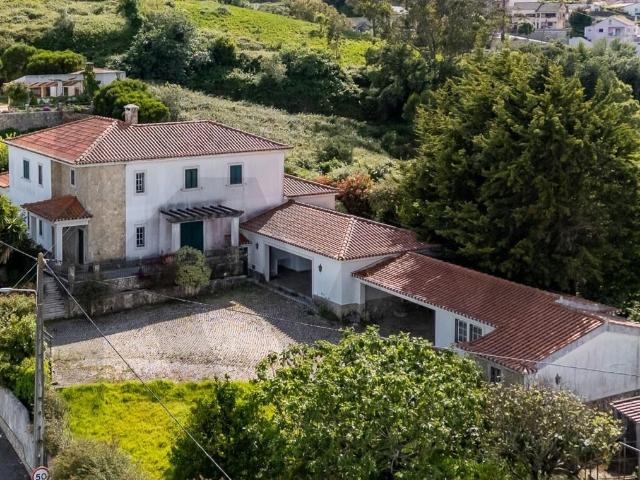 Moradia T6 com 2.000 m² de Terreno | Espaço, Privacidade e Potencial para Várias Gerações