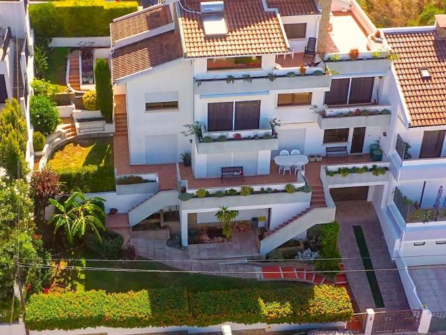 Moradia com vista espetacular de rio no Jamor 316m² Algés, Linda a Velha e Cruz Quebrada Dafundo