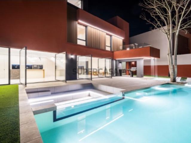 Moradia T6 com Piscina | NOVA | Coimbra