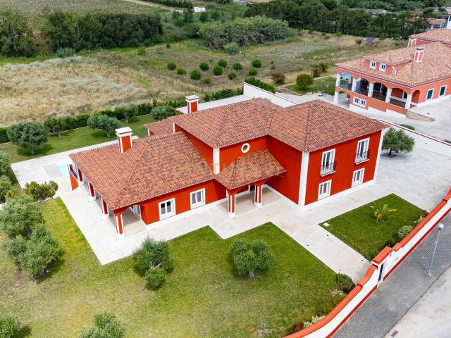 Moradia T6 de Luxo 924 m² Piscina São Pedro da Cadeira Nova