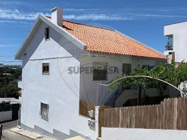 Moradia T6 em Oeiras e São Julião da Barra, Paço de Arcos e Caxias
