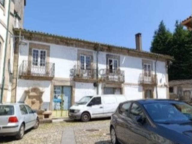 Moradia T6 em Arcos de Valdevez São Paio e Giela