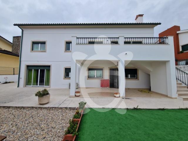 Moradia T6 em Cernache