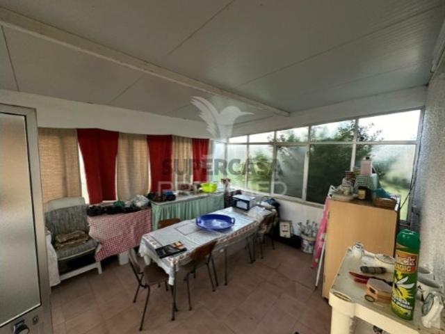 Moradia T6 em Romeira e Várzea