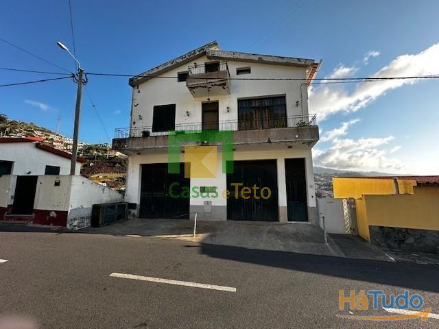 Moradia T6 Estreito de Câmara de Lobos | 26064058303