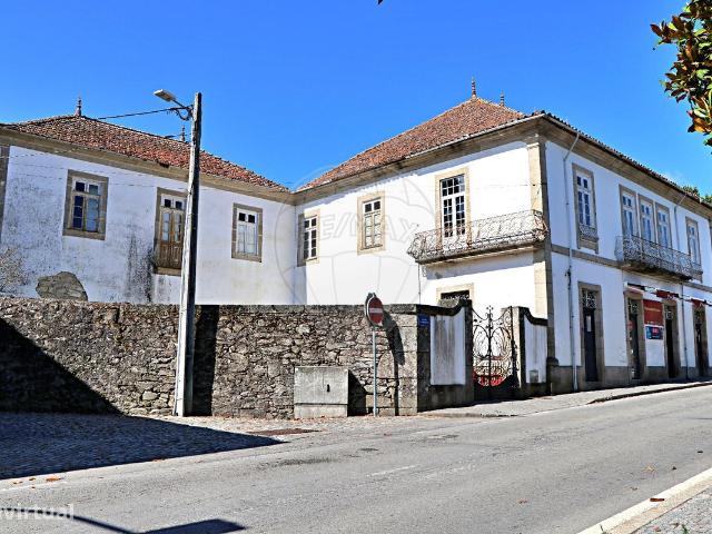 Moradia T6 para venda