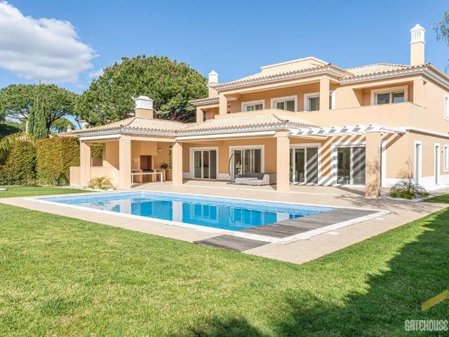 Moradia T6 para venda no Vila Sol Golf Resort Algarve 545m² Vilamoura