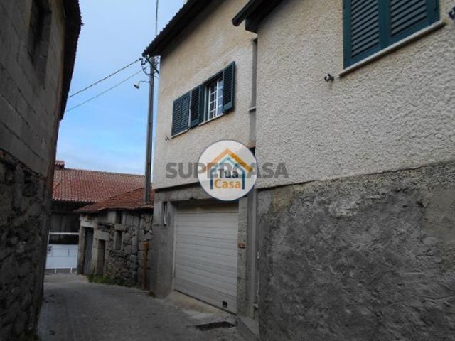 Moradia T6 sito em Oliveira de Frades, Viseu