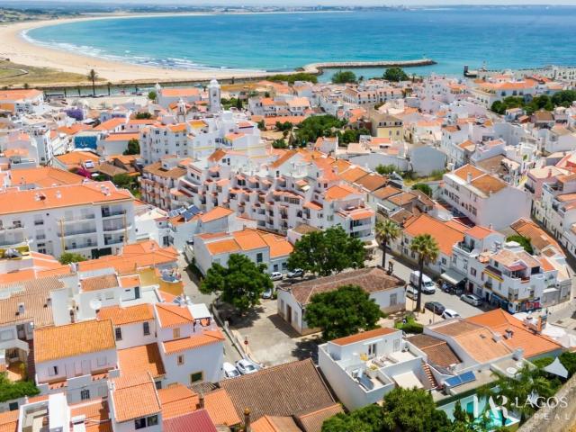 Moradia T6 105m² Bensafrim e Barão de São João