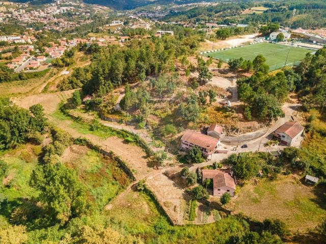 Moradia T7 à venda em Amarante