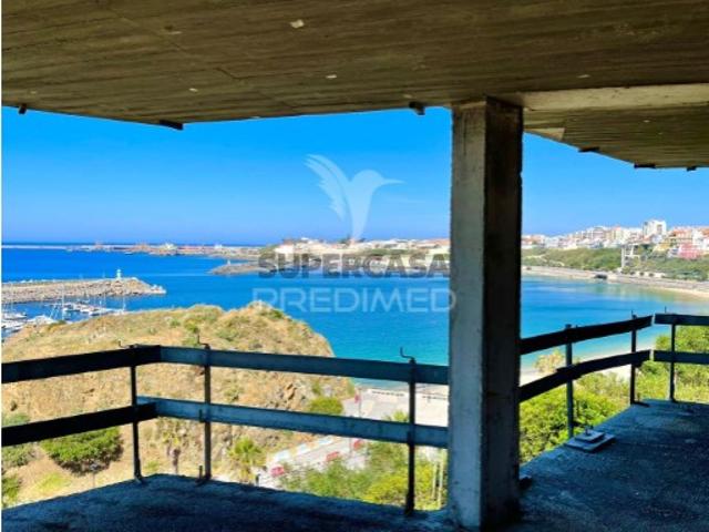 Moradia T7 em Sines