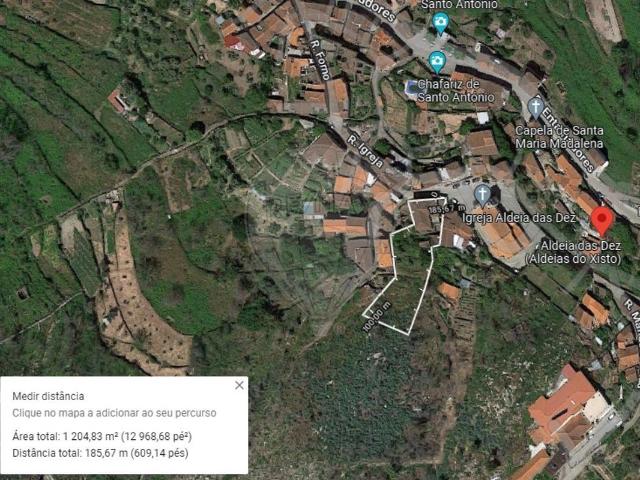 Moradia T8 à venda em Oliveira do Hospital