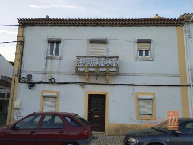 Moradia T9 para Venda na Malveira em Mafra