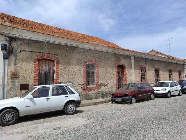Moradia T0 à venda em Abrantes