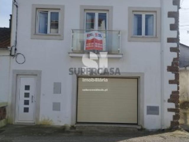 Moradia T0 em Ega
