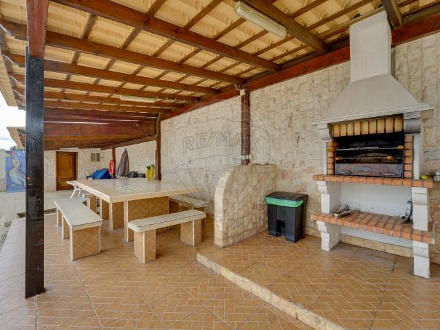 Moradia >T10+1, Albufeira e Olhos de Água, Albufeira | BPI Expresso Imobiliário