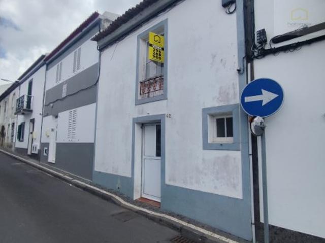 Moradia T1+1 com Quintal para Reabilitação